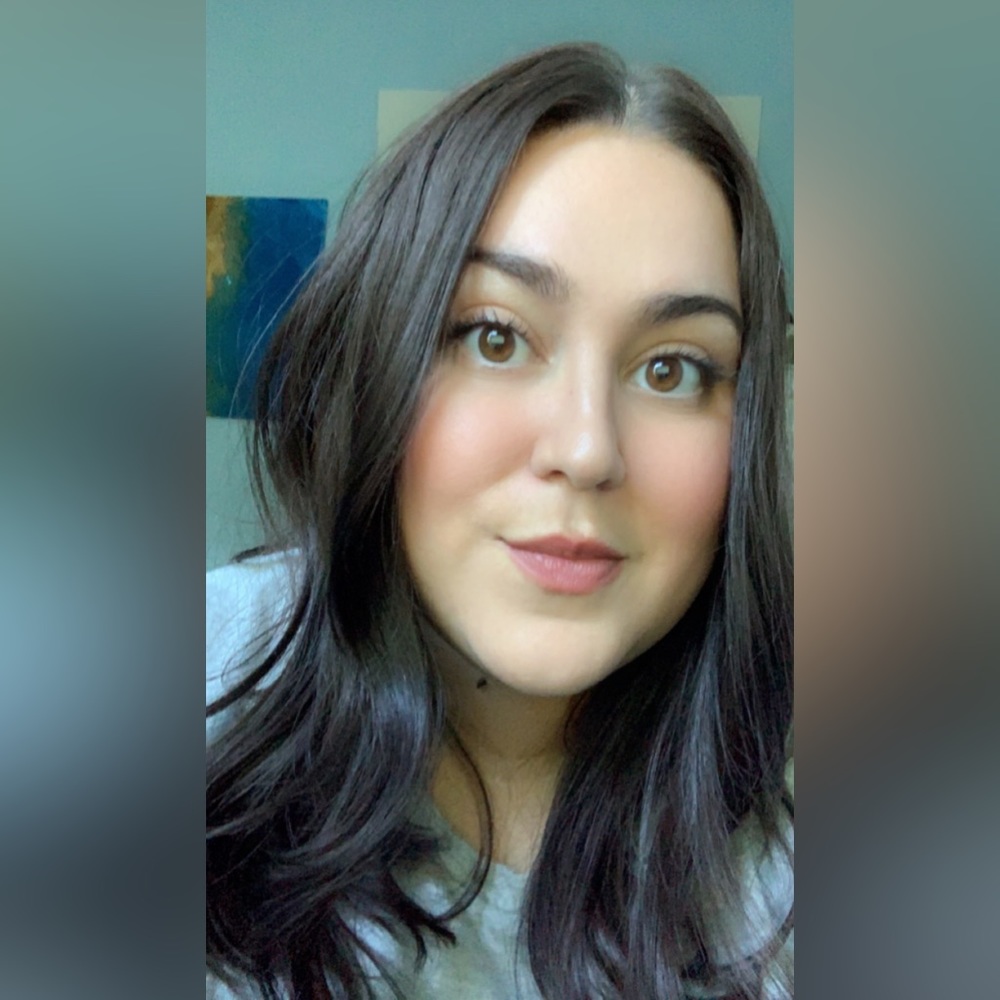 Meet your Posher, Kayla